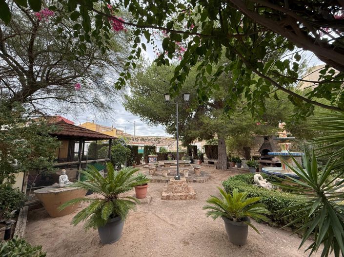 Image No.20-Maison de campagne de 5 chambres à vendre à Elda