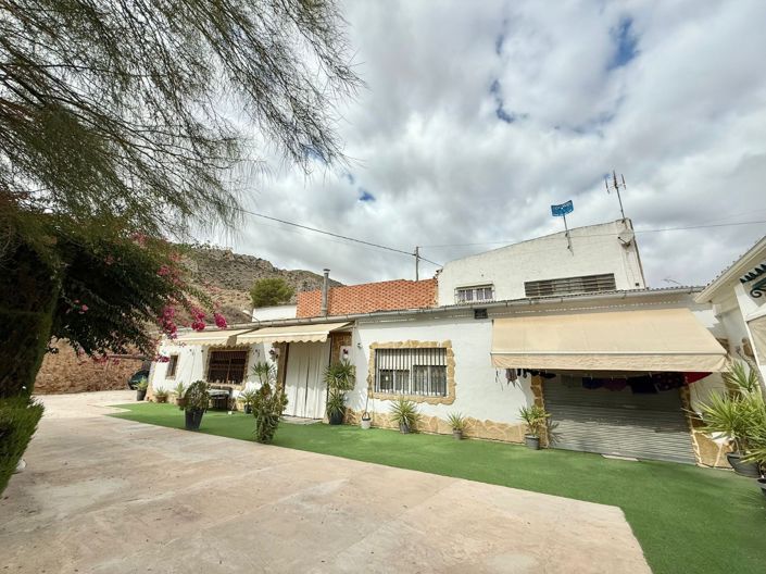 Image No.22-Maison de campagne de 5 chambres à vendre à Elda