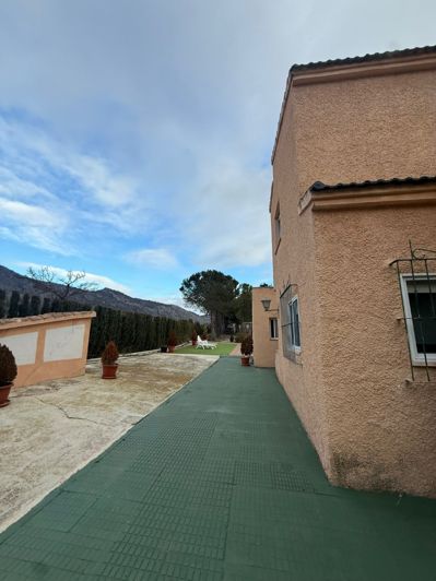 Image No.30-4 Bed Villa for sale