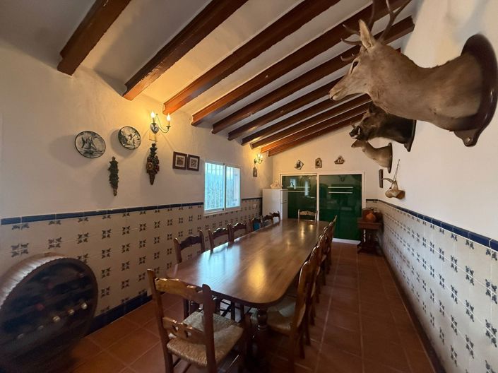 Image No.9-4 Bed Villa for sale