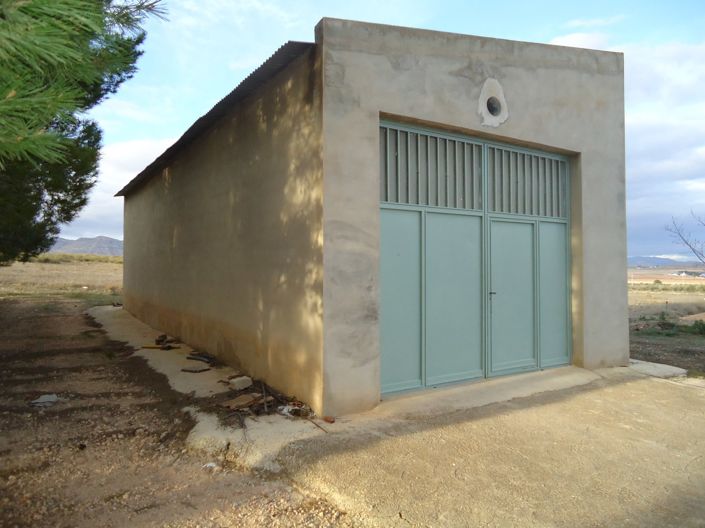 Image No.17-4 Bed Country House for sale