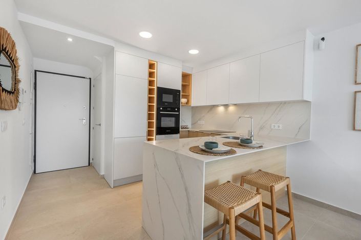 Image No.20-3 Bed Apartment for sale