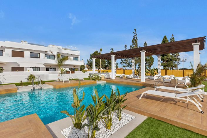 Image No.3-3 Bed Villa for sale