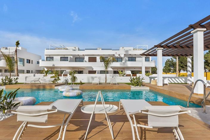 Image No.7-3 Bed Villa for sale