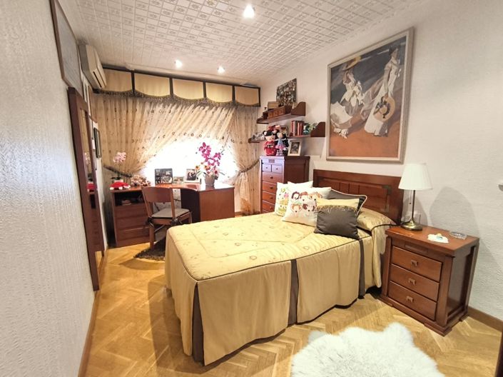 Image No.14-Villa de 4 chambres à vendre à Sax