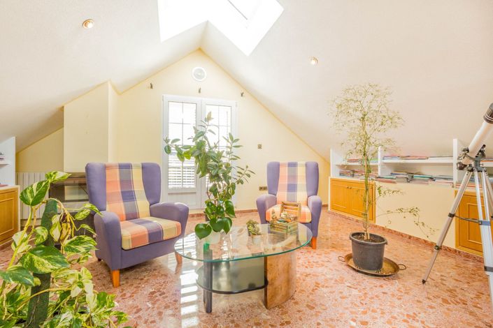 Image No.19-Villa de 7 chambres à vendre à Yecla