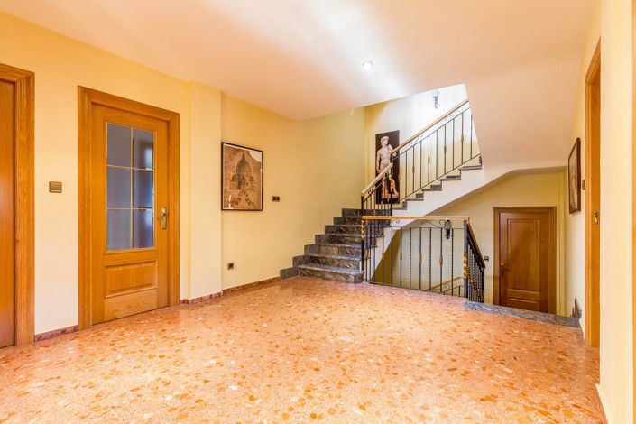 Image No.4-Villa de 7 chambres à vendre à Yecla