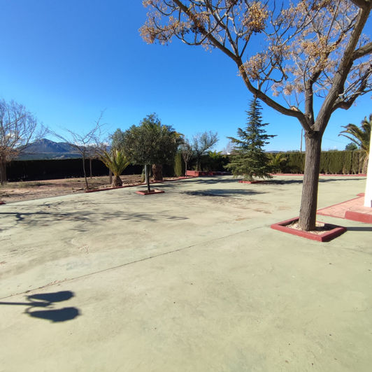 Image No.40-Villa for sale