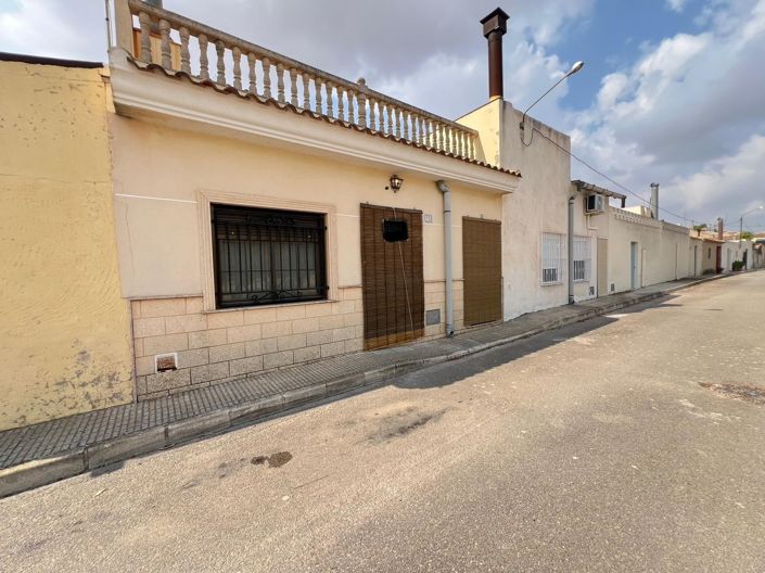 Image No.16-3 Bed Townhouse for sale