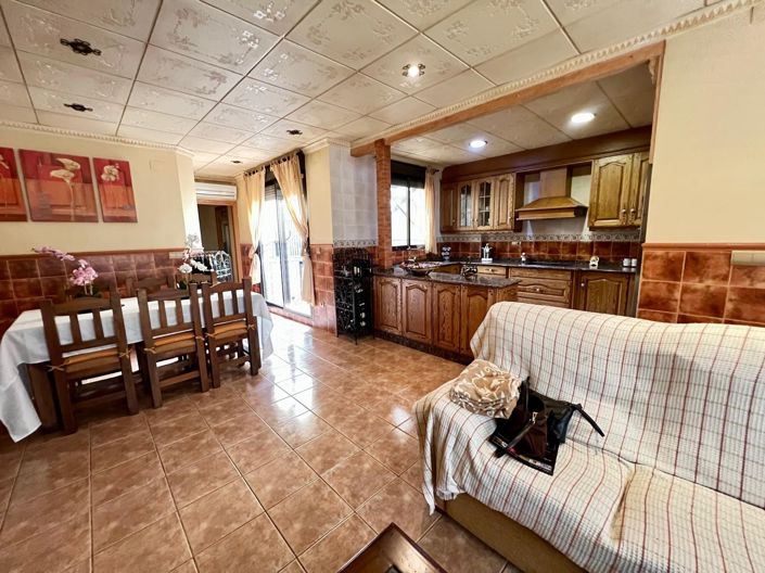 Image No.2-3 Bed Townhouse for sale