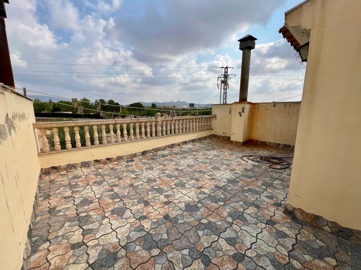 Image No.21-3 Bed Townhouse for sale