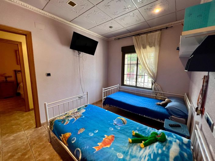 Image No.29-3 Bed Townhouse for sale