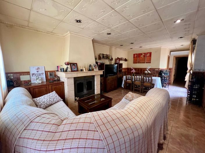 Image No.4-3 Bed Townhouse for sale