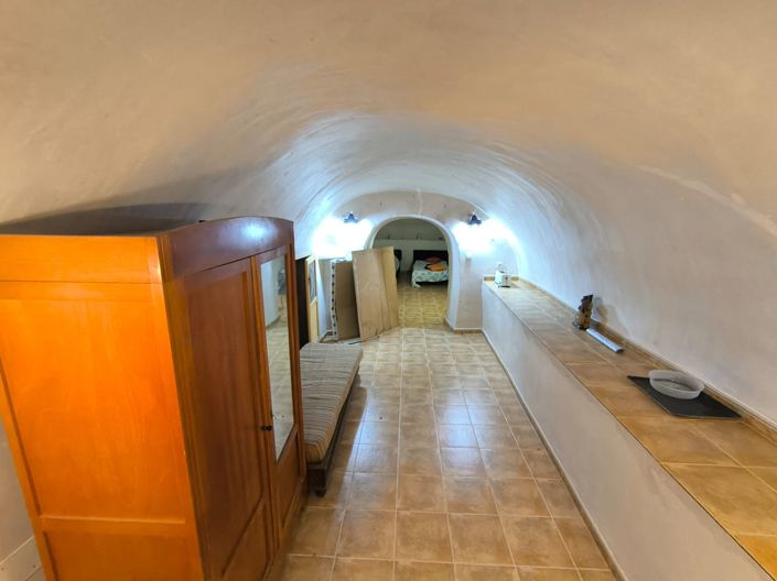 Image No.22-6 Bed Country House for sale