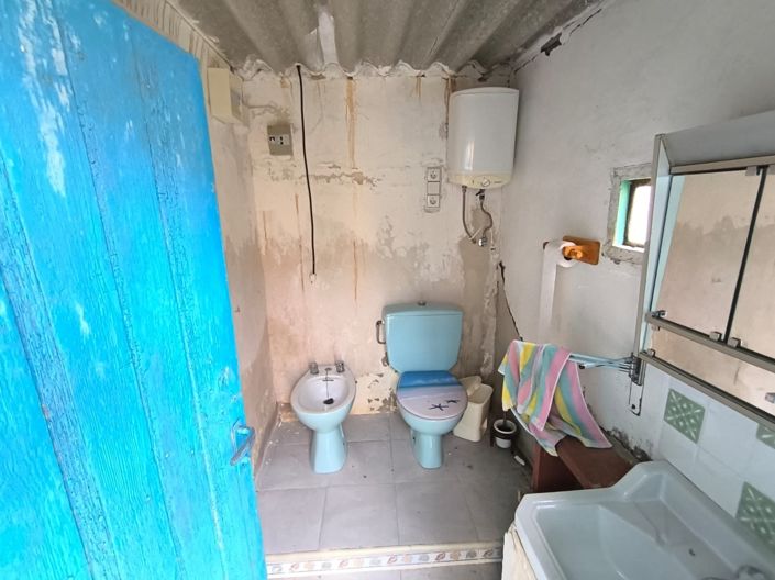 Image No.26-6 Bed Country House for sale