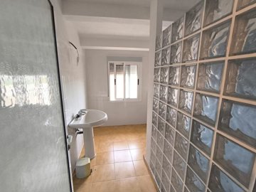 o1jhh73l1pgbhuhvcjc15ja1oer2b