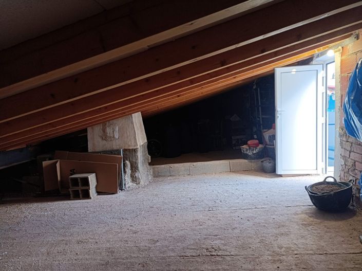 Image No.15-2 Bed Townhouse for sale