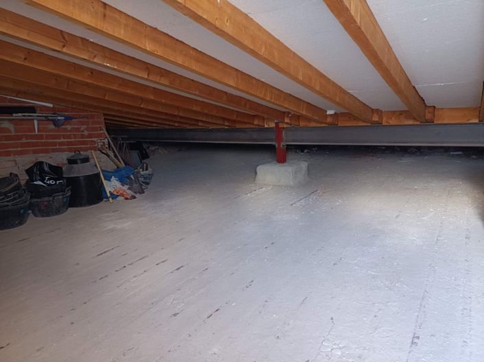 Image No.16-2 Bed Townhouse for sale