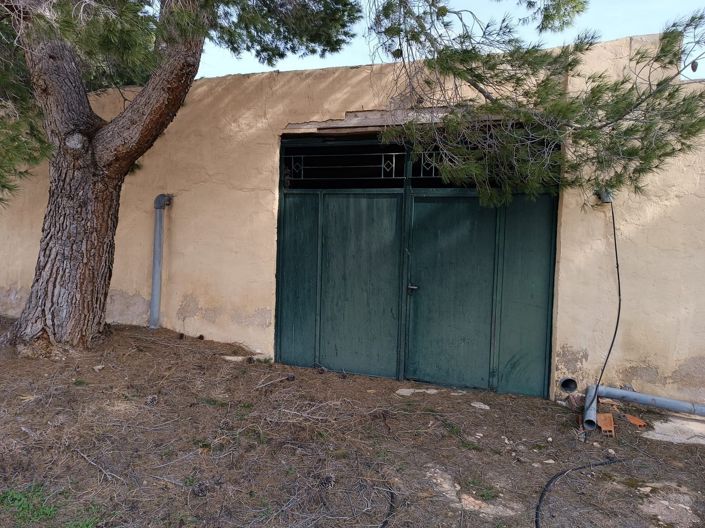 Image No.17-4 Bed Country House for sale