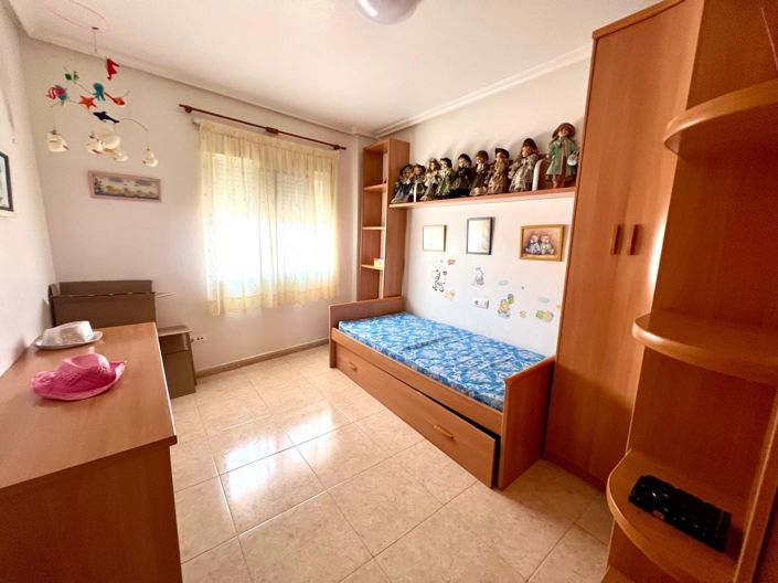 Image No.16-3 Bed Townhouse for sale