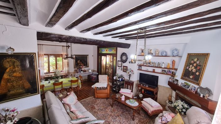 Image No.34-8 Bed Country House for sale