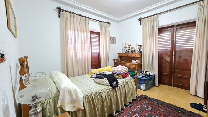 Image No.44-8 Bed Country House for sale