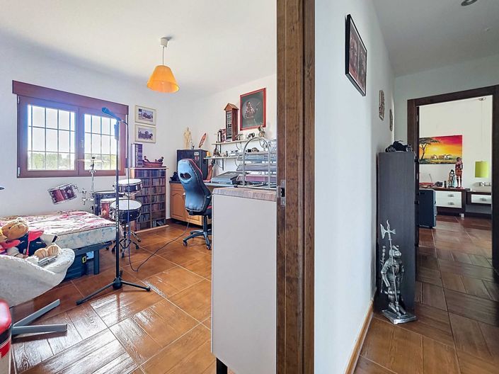 Image No.15-4 Bed Villa for sale