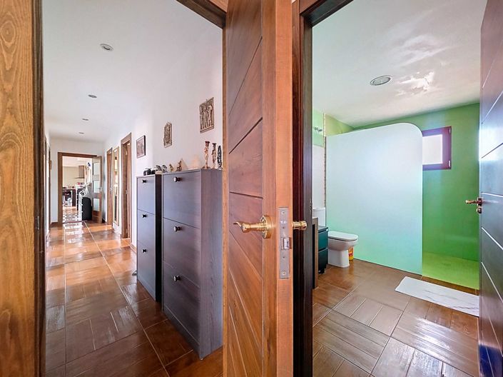 Image No.24-4 Bed Villa for sale