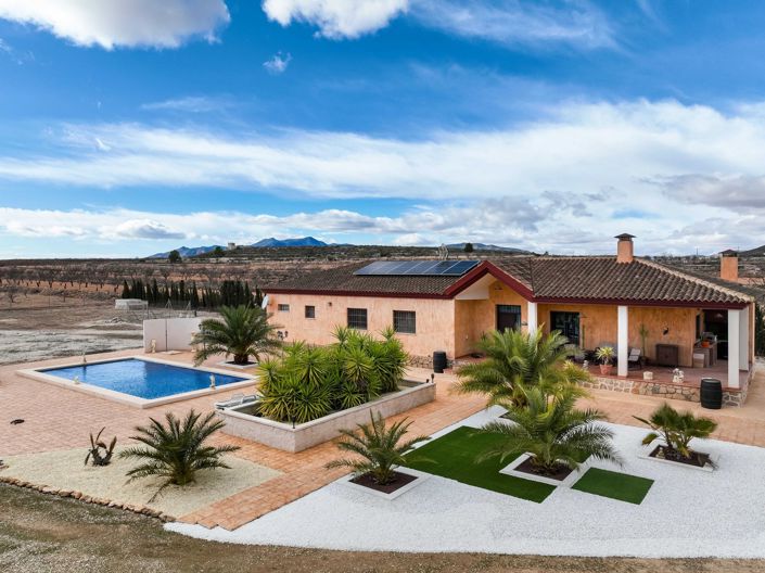 Image No.43-4 Bed Villa for sale