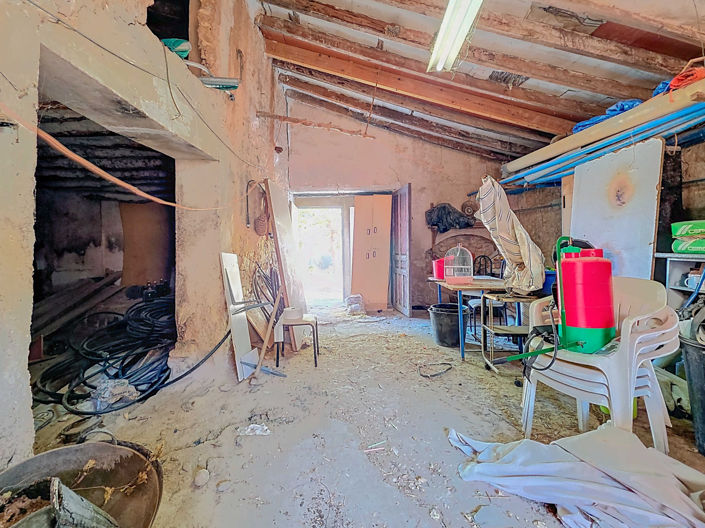 Image No.27-6 Bed Townhouse for sale