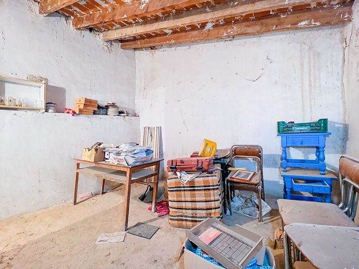 Image No.37-6 Bed Townhouse for sale