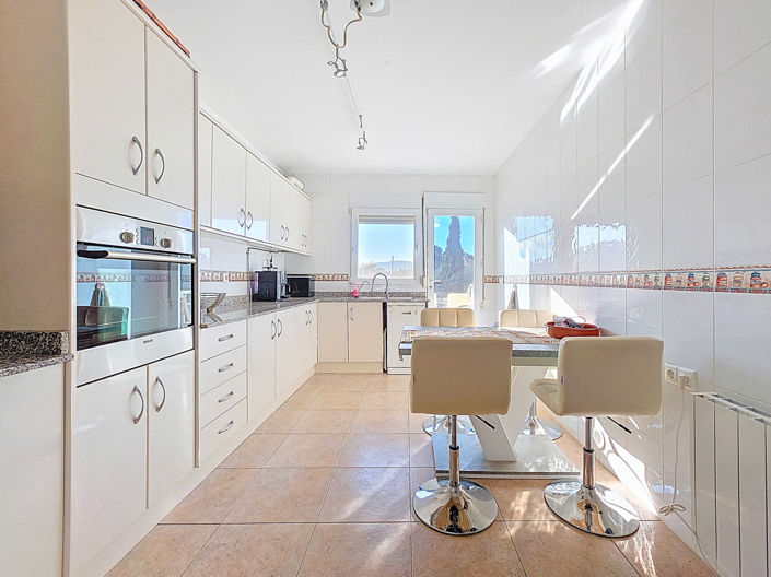 Image No.24-3 Bed Villa for sale