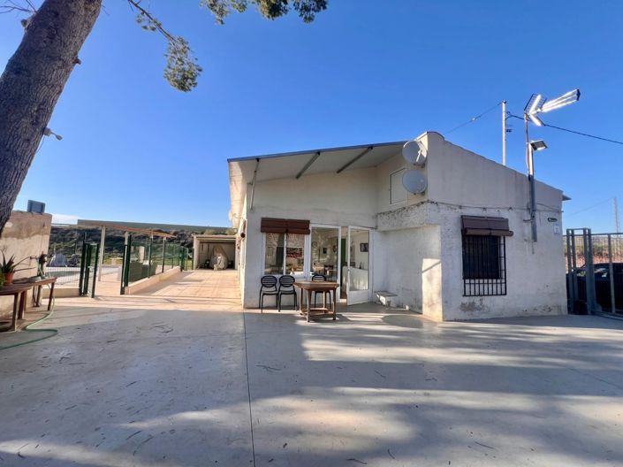 Image No.16-4 Bed Country House for sale