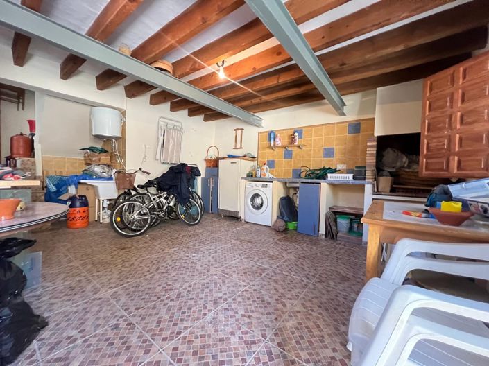 Image No.28-5 Bed Townhouse for sale