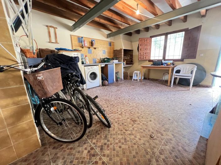 Image No.29-5 Bed Townhouse for sale