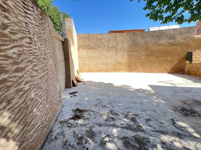 Image No.32-5 Bed Townhouse for sale