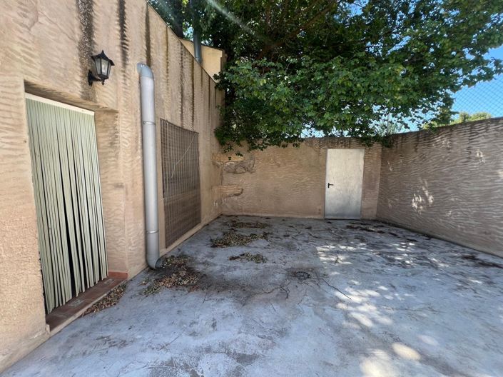 Image No.33-5 Bed Townhouse for sale