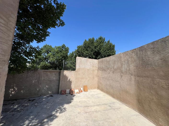 Image No.36-5 Bed Townhouse for sale