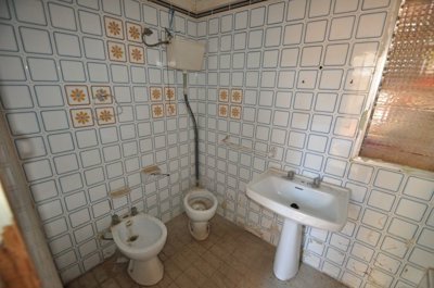 d69b19a3a1807c69b19a3a180c8