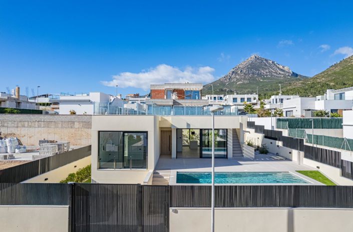 Image No.20-4 Bed Villa for sale