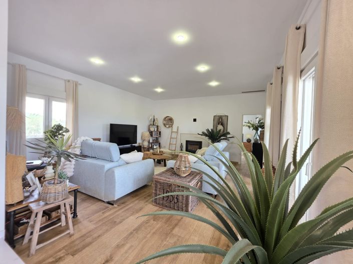 Image No.15-4 Bed Villa for sale