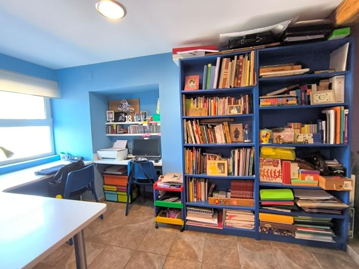 Image No.16-4 Bed Country House for sale