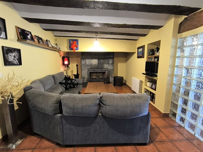 Image No.32-4 Bed Country House for sale