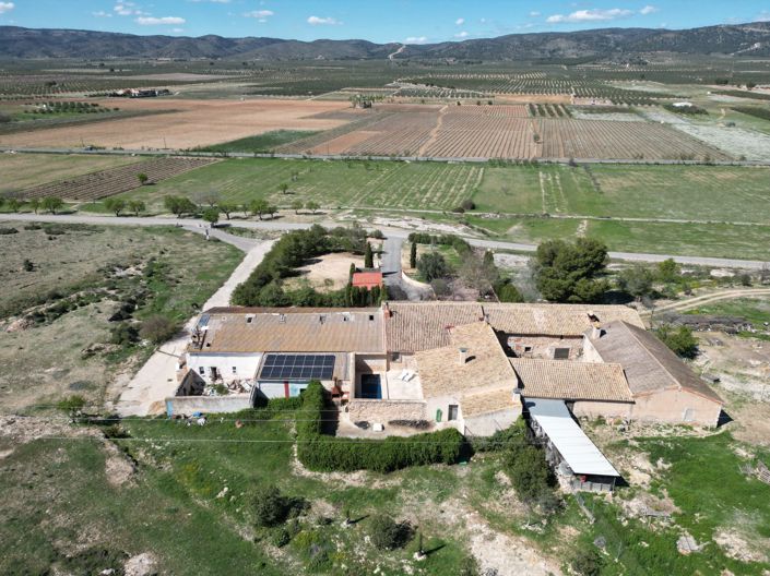 Image No.48-4 Bed Country House for sale