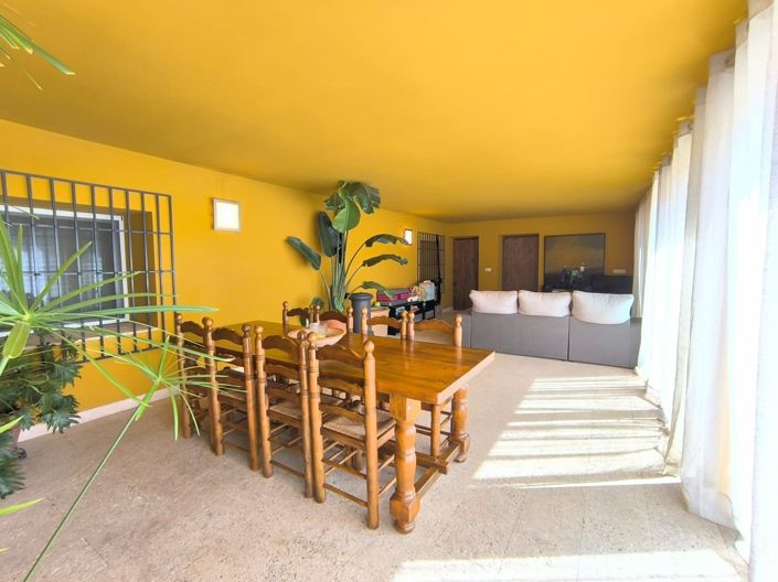 Image No.9-4 Bed Country House for sale