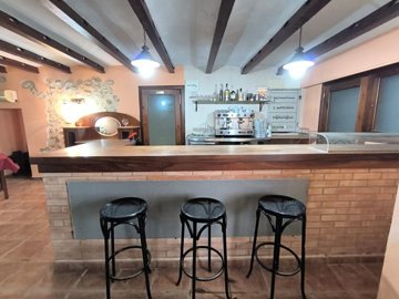 o1jj1uujfo140j16hb16l91jd6j5r82