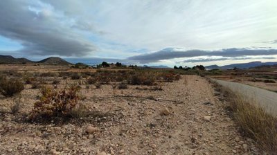 d69b8f4653456f69b8f465345b5