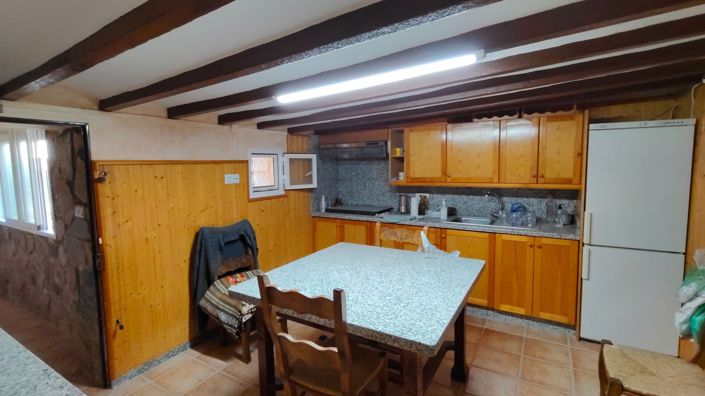 Image No.35-3 Bed Country House for sale