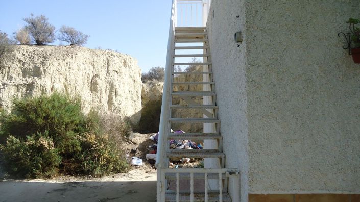 Image No.26-2 Bed Villa for sale