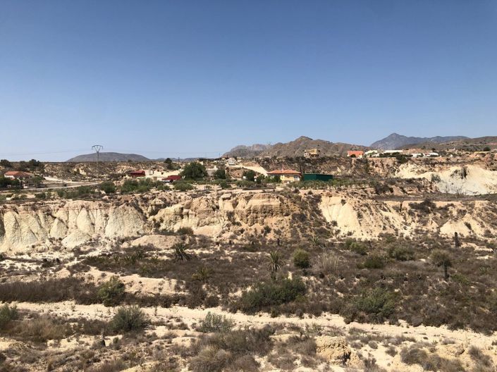 Image No.25-2 Bed House for sale